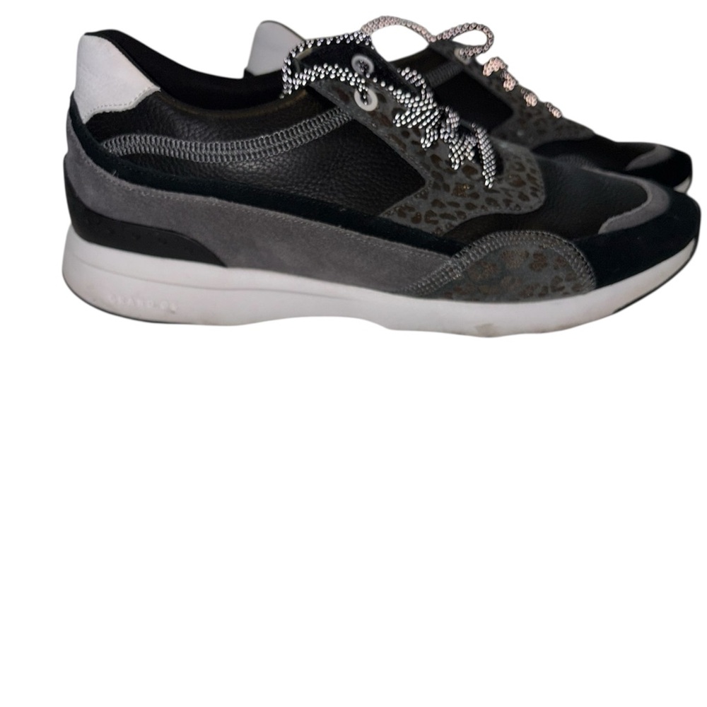 Cole Haan womens Grandpro Downtown Runner Sneaker size 10